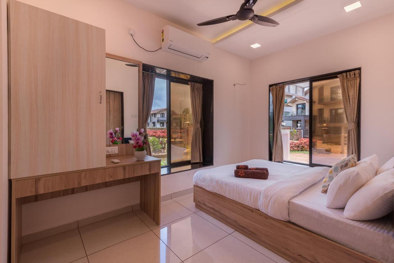 Saffronstays Aster, Plunge Pool Villa With Garden, 로나발라 외부 사진