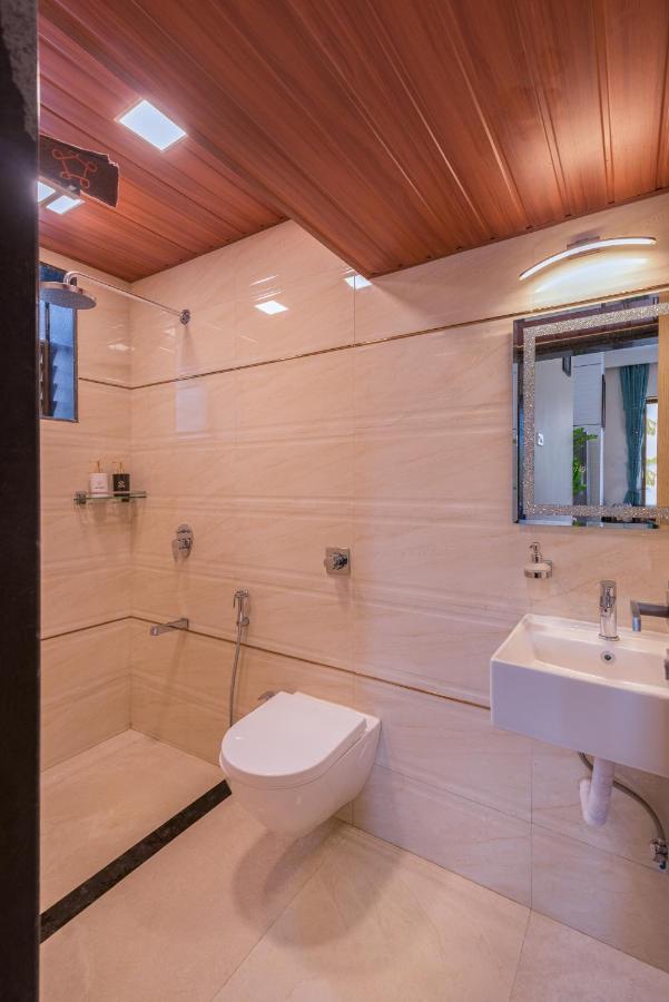 Saffronstays Aster, Plunge Pool Villa With Garden, 로나발라 외부 사진